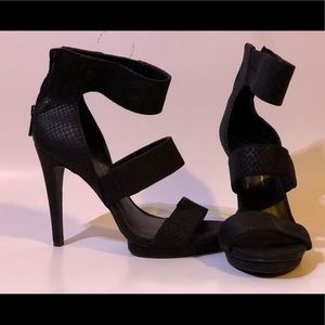 Jessica Simpson Shoes - Jessica Simpson Platform Sandal Jessica Simpson Shoes - Jessica Simpson Platform Sandal
